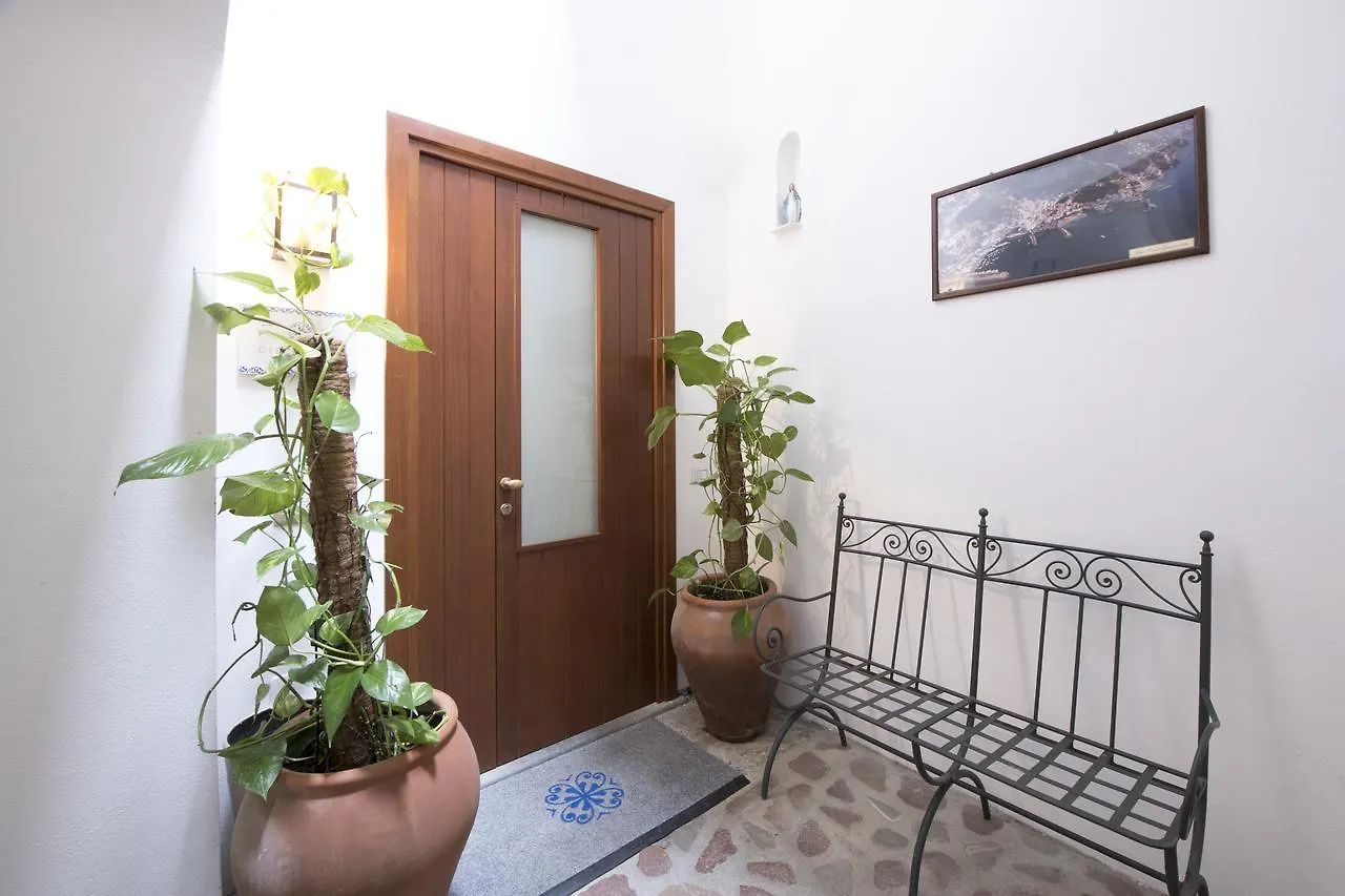Diecisedici Amalfi Guest house