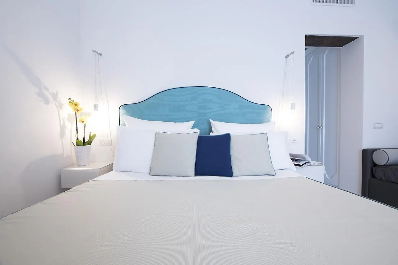 Guest house Diecisedici Amalfi