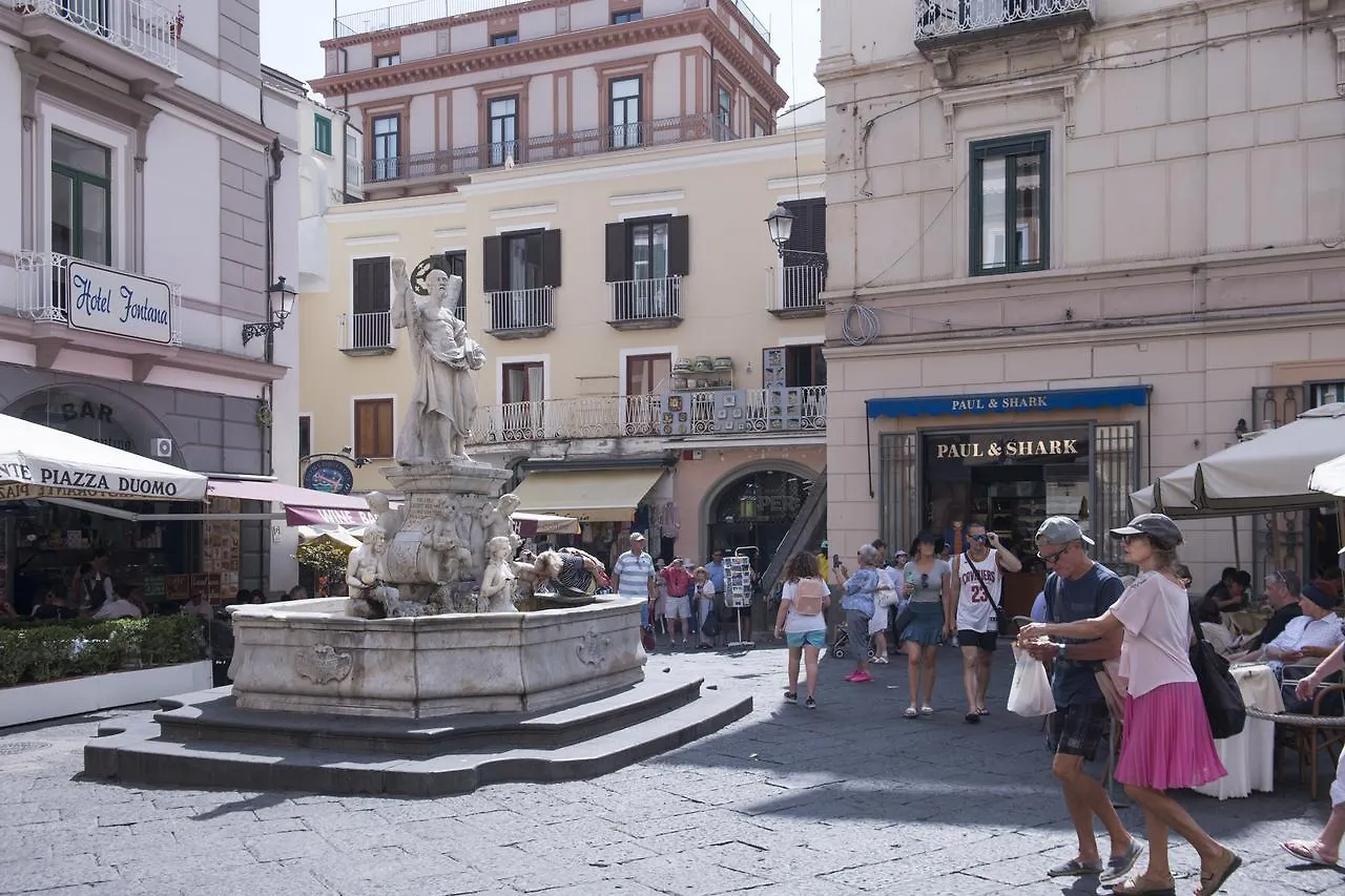 *** Guest house Diecisedici Amalfi Italy